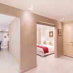 One Of A Kind, Seafront In St Georges Bay By 360 Estates Lägenhet *