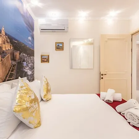 One Of A Kind, Seafront In St Georges Bay By 360 Estates *