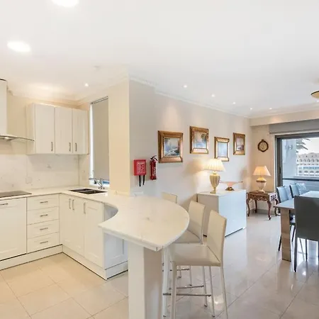 One Of A Kind, Seafront In St Georges Bay By 360 Estates Apartmán Saint Julian's